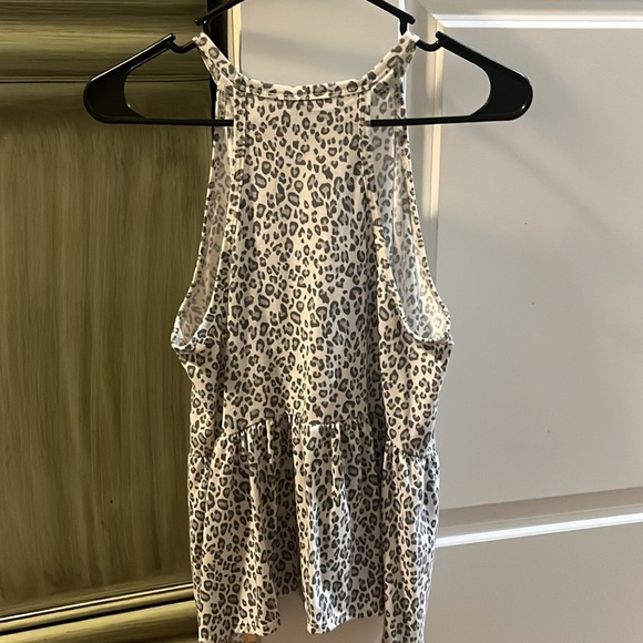 Gaze Leopard Print Tank Too - Picture 3 of 3